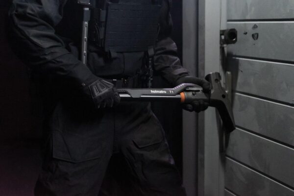 t1-shoot-7622-en-9d6d7a86-9a34-4422-8e28-3df382200196-E0026729 Forcible Entry Tool T1